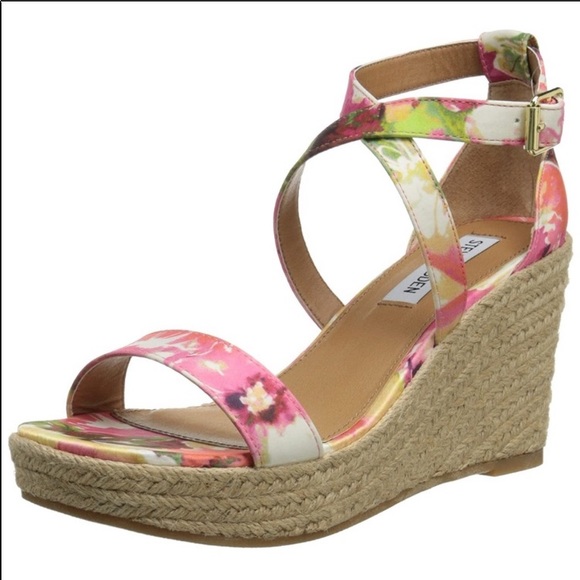 steve madden floral wedges